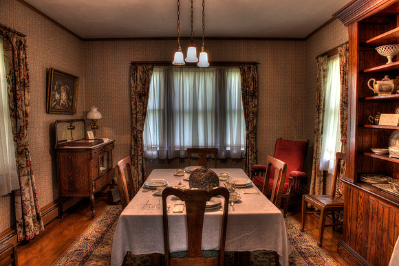Inside McDermott Briggs House